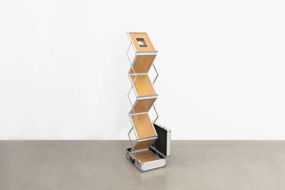 Prospektstander Zigzag Holz by Yuki Kimura contemporary artwork Photography