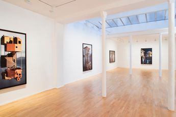 Contemporary art exhibition James Casebere On the waters edge at Templon 30 rue Beaubourg Paris France