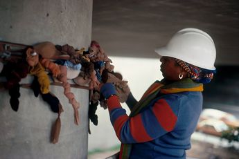 Senga Nengudi contemporary artist