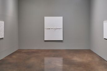 Contemporary art exhibition Kwon Young-Woo Various Whites at K2 Kukje Gallery