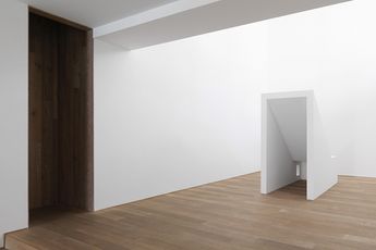 Contemporary art exhibition Jacob Kassay HIJK at Xavier Hufkens Rivoli Belgium