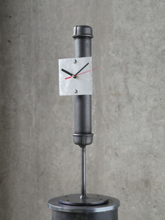 Pipe-bomb Clock small by Atelier Van Lieshout contemporary artwork Sculpture