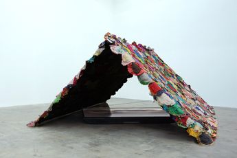 Poklong Anading contemporary artist