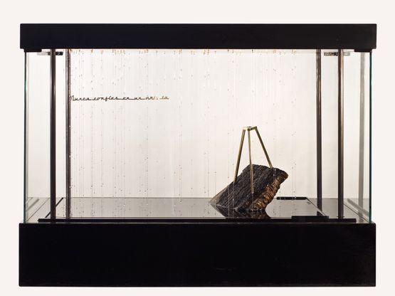 Never trust an artist by SebastiaN GordiN contemporary artwork Sculpture