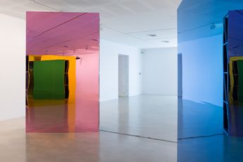 Contemporary art exhibition Group exhibition In Motion at Starkwhite Auckland New Zealand