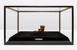 A cena do crime by Waltercio Caldas contemporary artwork sculpture textile