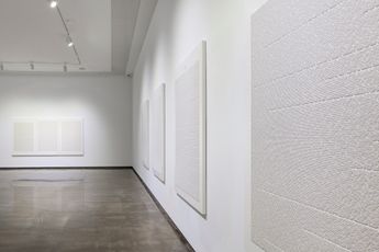 Contemporary art exhibition Koh San Keum Hommage to you - Capital and Love at Gallery Baton Seoul South Korea