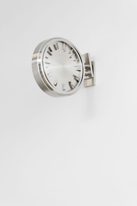 Chronos Kairos 14.58 by Ryan Gander contemporary artwork Sculpture