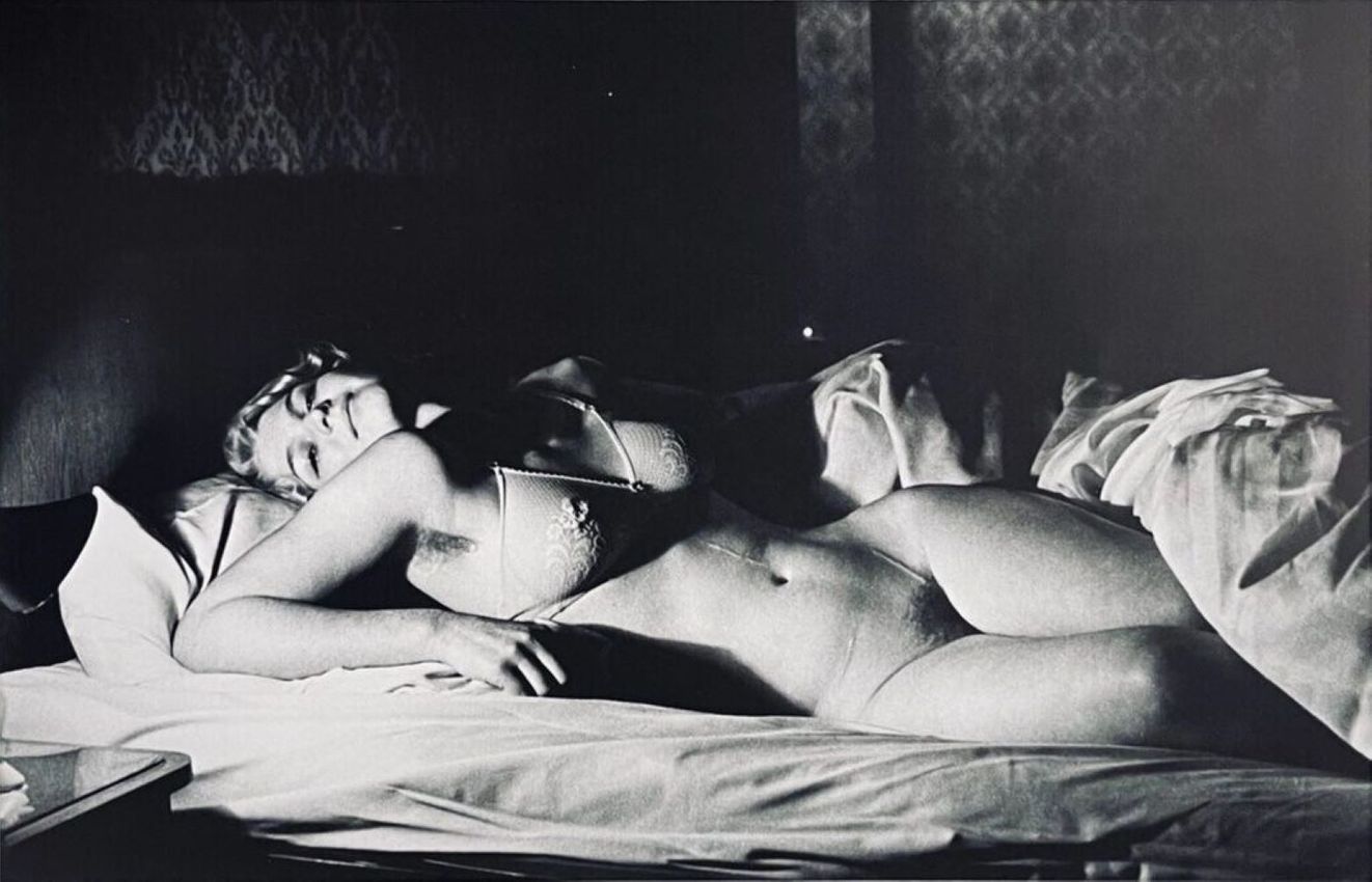 HELMUT NEWTON