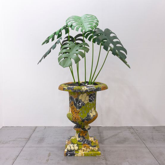 Cracked street plant M-8 by Takuro Tamura contemporary artwork Mixed Media