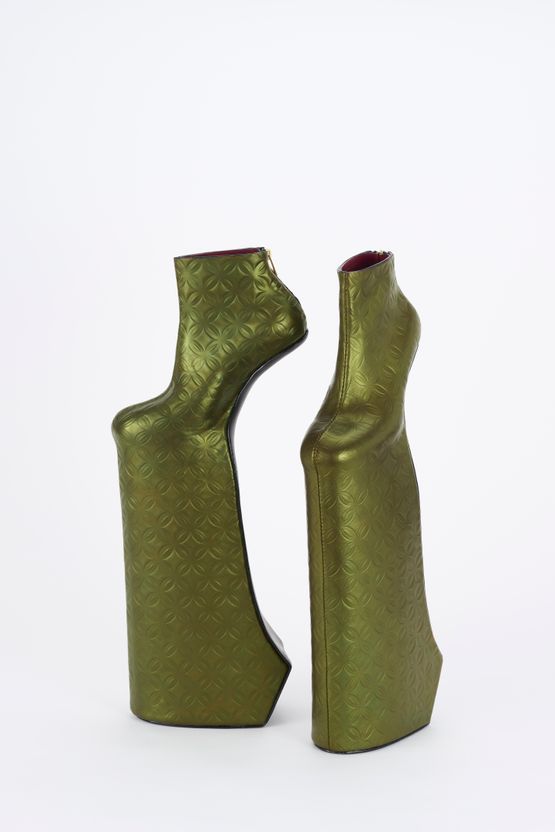 Noritaka Tatehana x Isehan Honten  Heel-less Shoes by Noritaka Tatehana contemporary artwork Sculpture