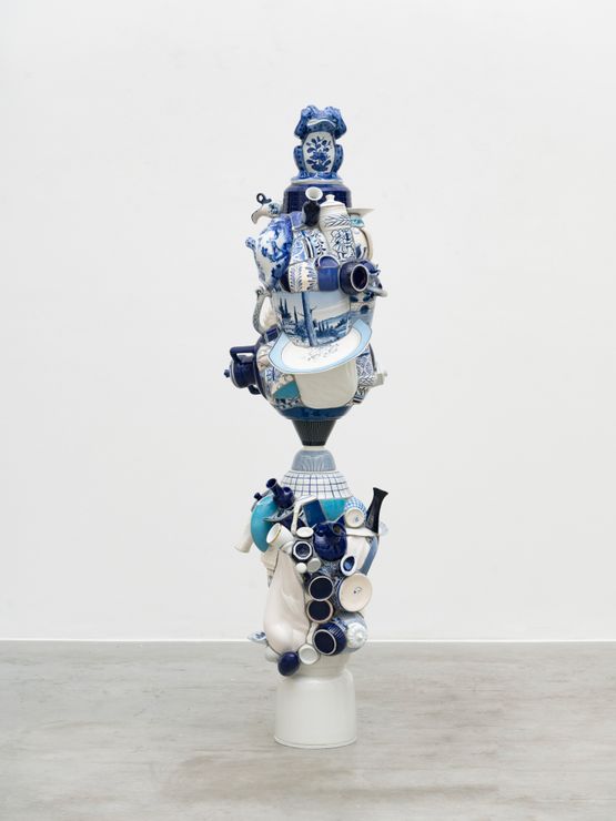 Ate aonde a vista alcanca by Barrao contemporary artwork Sculpture