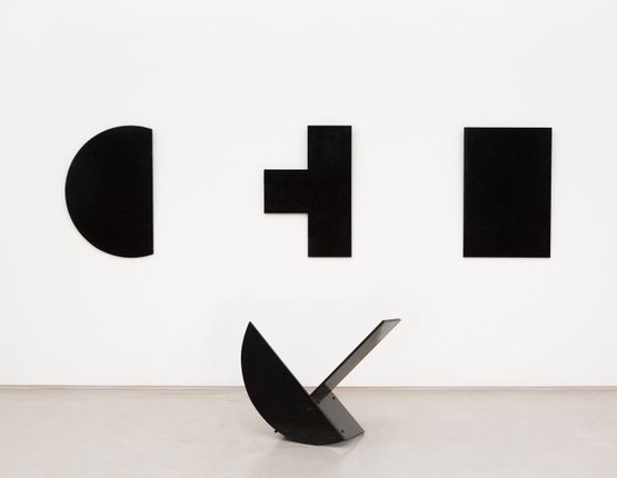 Apotemnophobia by Deyson Gilbert contemporary artwork Sculpture