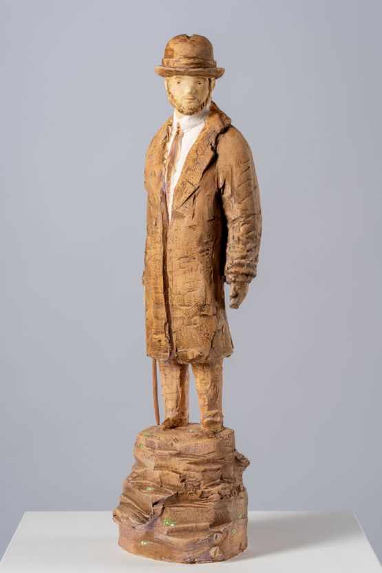 Toulouse-Lautrec by Linda Marrinon contemporary artwork Sculpture
