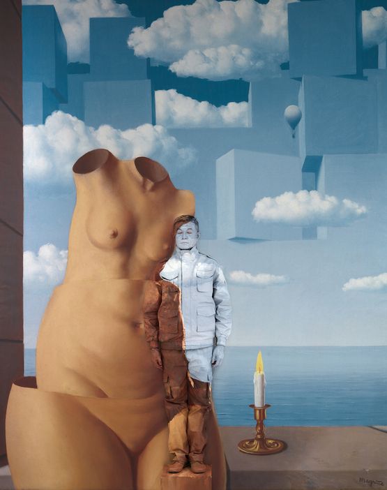 Hiding in Washington DC No. 1  Hirshhorn Museum by Liu Bolin contemporary artwork Photography