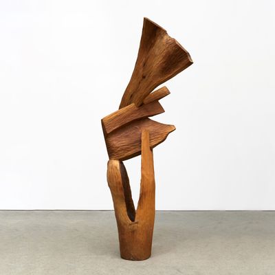 Thaddeus Mosleys Gravity-Defying  Structures Celebrate the Legacy of African Sculpture and European Modernism