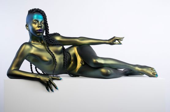Juliana by Frank Benson contemporary artwork Sculpture