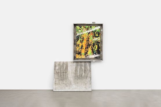 Untitled by Wade Guyton contemporary artwork Sculpture