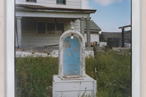 Zoe Leonard