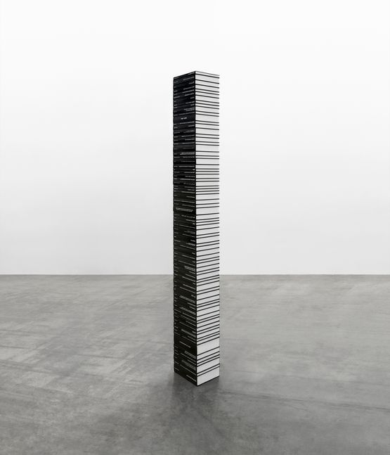 Column on Varieties of Oblivion by Andrea Galvani contemporary artwork Sculpture