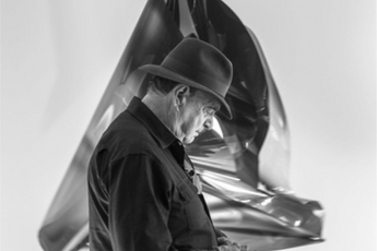 Larry Bell contemporary artist