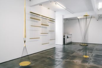 Contemporary art exhibition Artur Lescher Inverso do infinito at Galeria Nara Roesler Rio de Janeiro Brazil