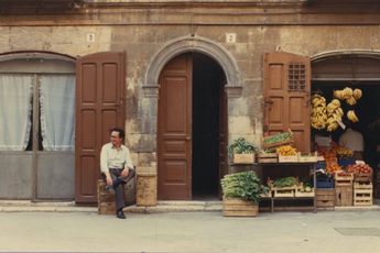 Luigi Ghirri contemporary artist