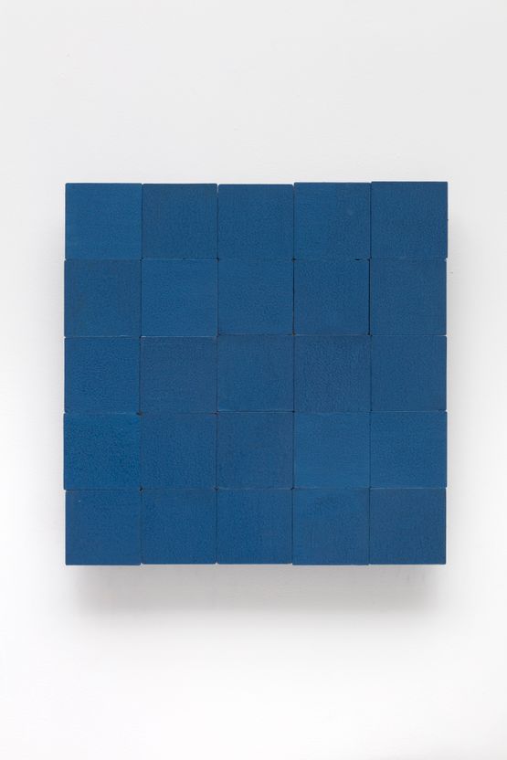 92018 by Koo Jeong A contemporary artwork Sculpture