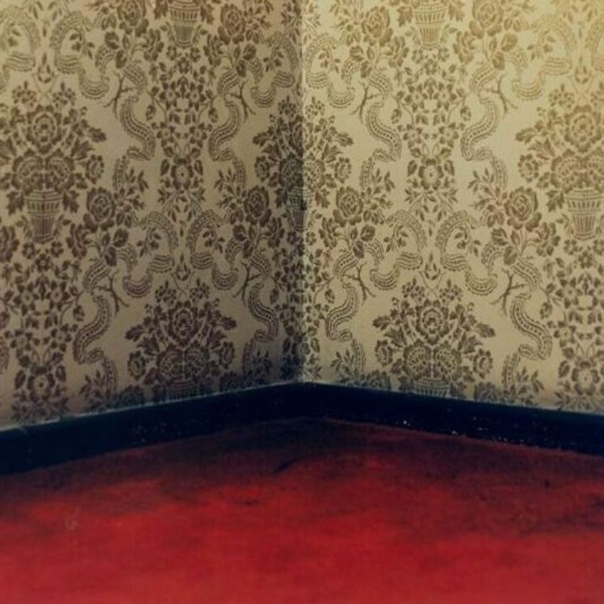 JULIE BECKER