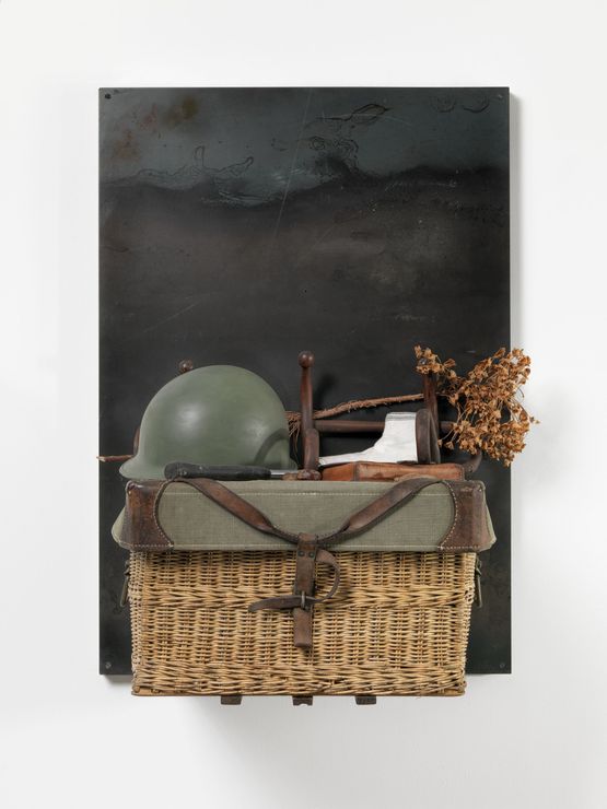 Il sergente Picnic o Il buon soldato by Fabio Mauri contemporary artwork Sculpture
