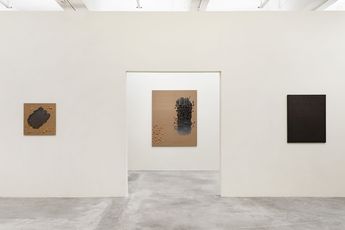 Contemporary art exhibition Kim Tschang-Yeul The Stillness of Water at Tina Kim Gallery New York United States