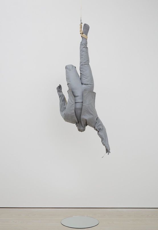 Miroir et cuillere by Juan Munoz contemporary artwork Sculpture