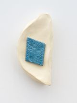 Jewel by Luiz Roque contemporary artwork sculpture
