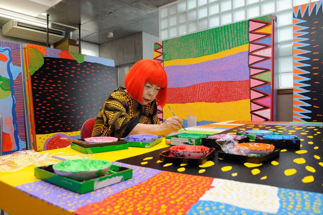 Yayoi Kusama, Avant-Garde Pioneer and Commercial Superstar, Dies at 97