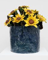Gira-soles by Anabel Juarez contemporary artwork sculpture