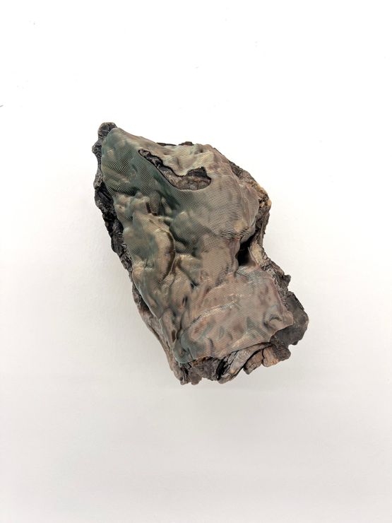IBZ - 7868 - 2C43 by Edith Dekyndt contemporary artwork Sculpture