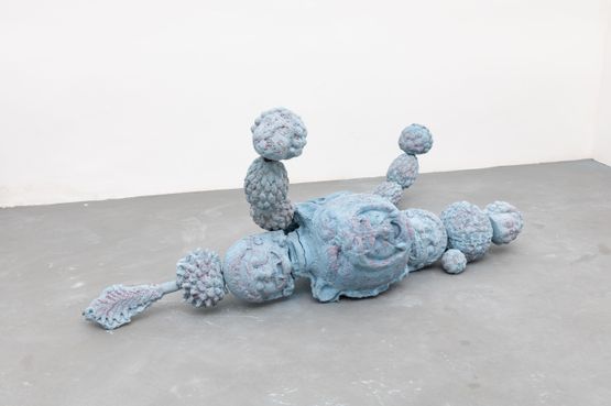 Nahas by Estevan Davi contemporary artwork Sculpture