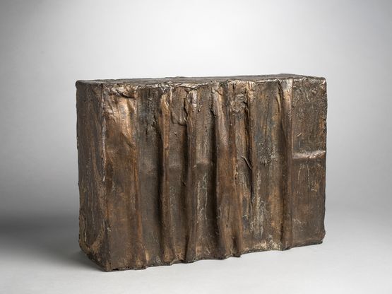 Untitled Faltenwurf by Gunther Forg contemporary artwork Sculpture