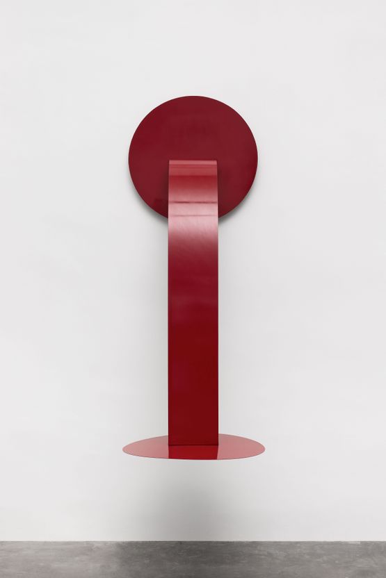 Amazonino Vermelho by Lygia Pape contemporary artwork Sculpture