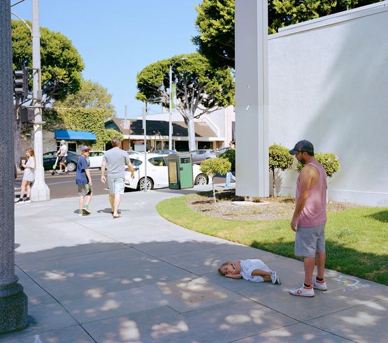 Parent child by Jeff Wall contemporary artwork Photography