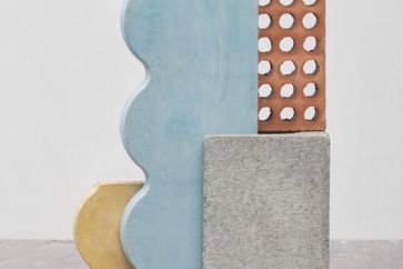 Manoela Medeiros contemporary artist