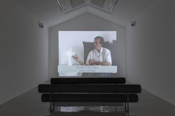 Contemporary art exhibition Eric Duyckaerts Homage to Eric Duyckaerts at Perrotin Paris Marais France