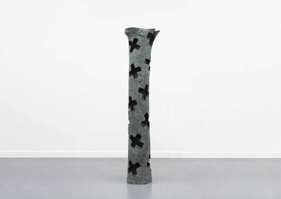 Cross Column by David Nash contemporary artwork Sculpture