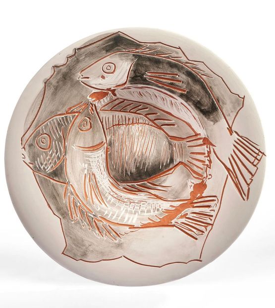 Trois poissons sur fond gris A.R. 396 by Pablo Picasso contemporary artwork Sculpture