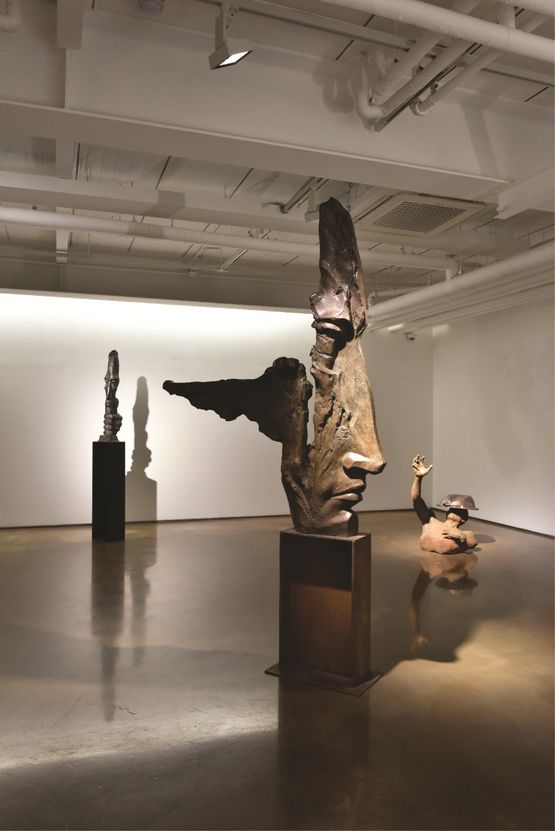 Thinking of Human Being by Ryu In contemporary artwork Sculpture