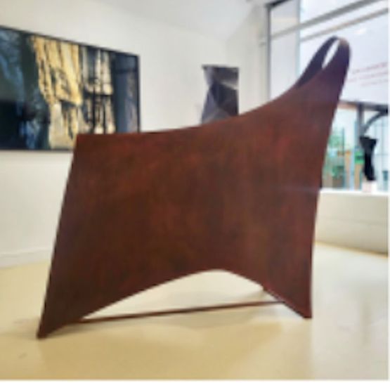Presence animale grande by Francesco Moretti contemporary artwork Sculpture