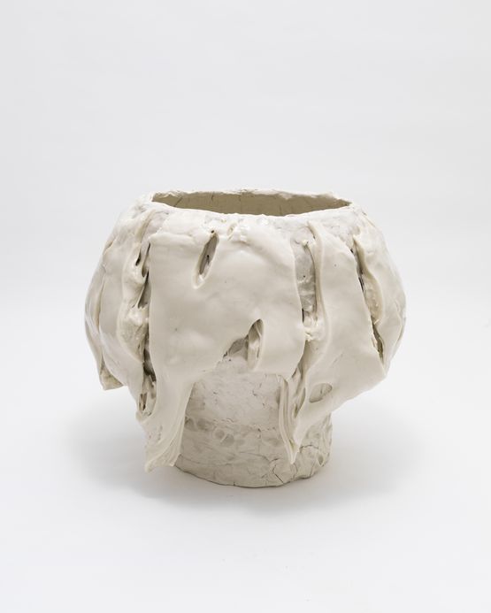 Tea bowl by Takuro Kuwata contemporary artwork Sculpture