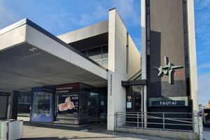 Artspace Aotearoa contemporary art institution in Auckland New Zealand