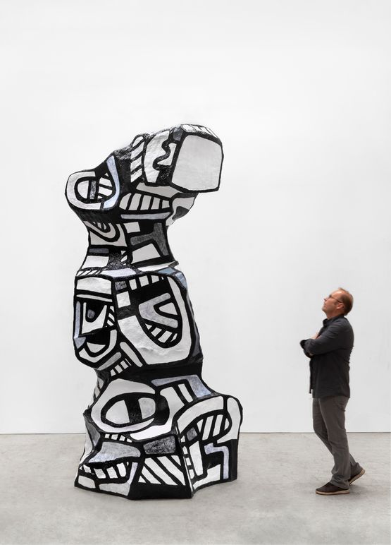 Chien de guet 1 by Jean Dubuffet contemporary artwork Sculpture
