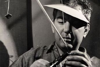 Alexander Calder contemporary artist